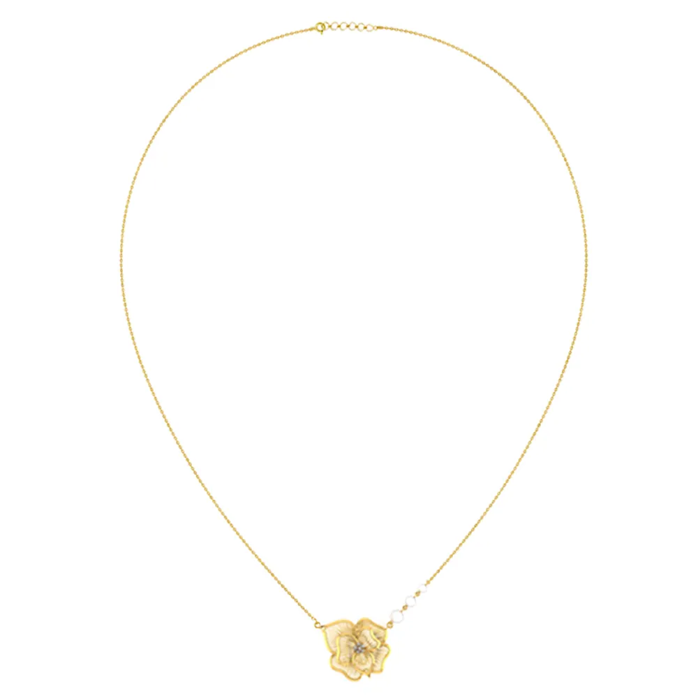 18k Gold Flower Shaped Diamond Necklace 3 Pearls