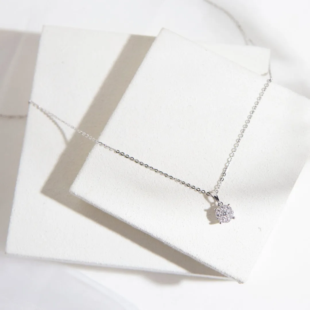 18K White Gold Diamond Pendant