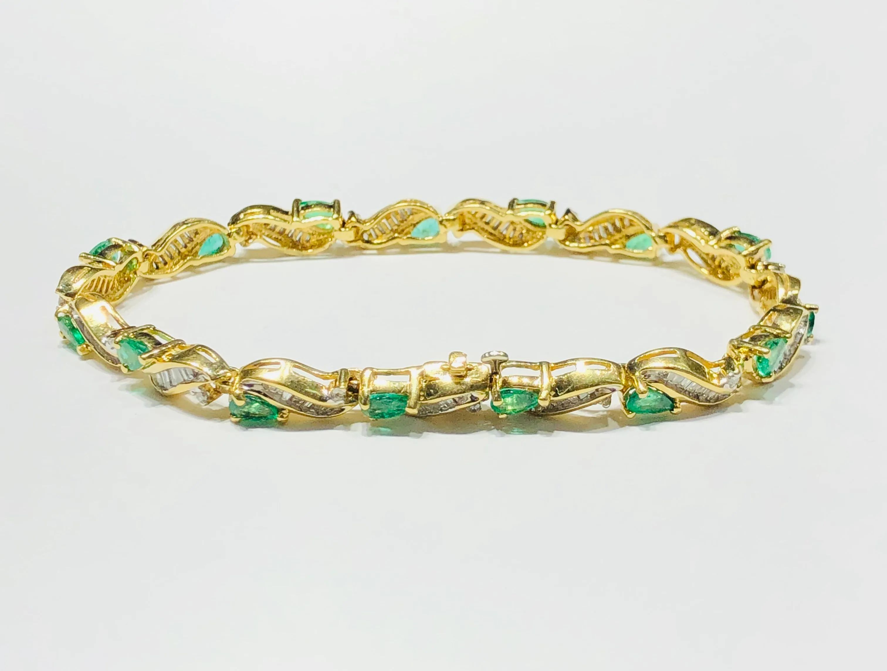 Emerald and Baguette Bracelet (14K)