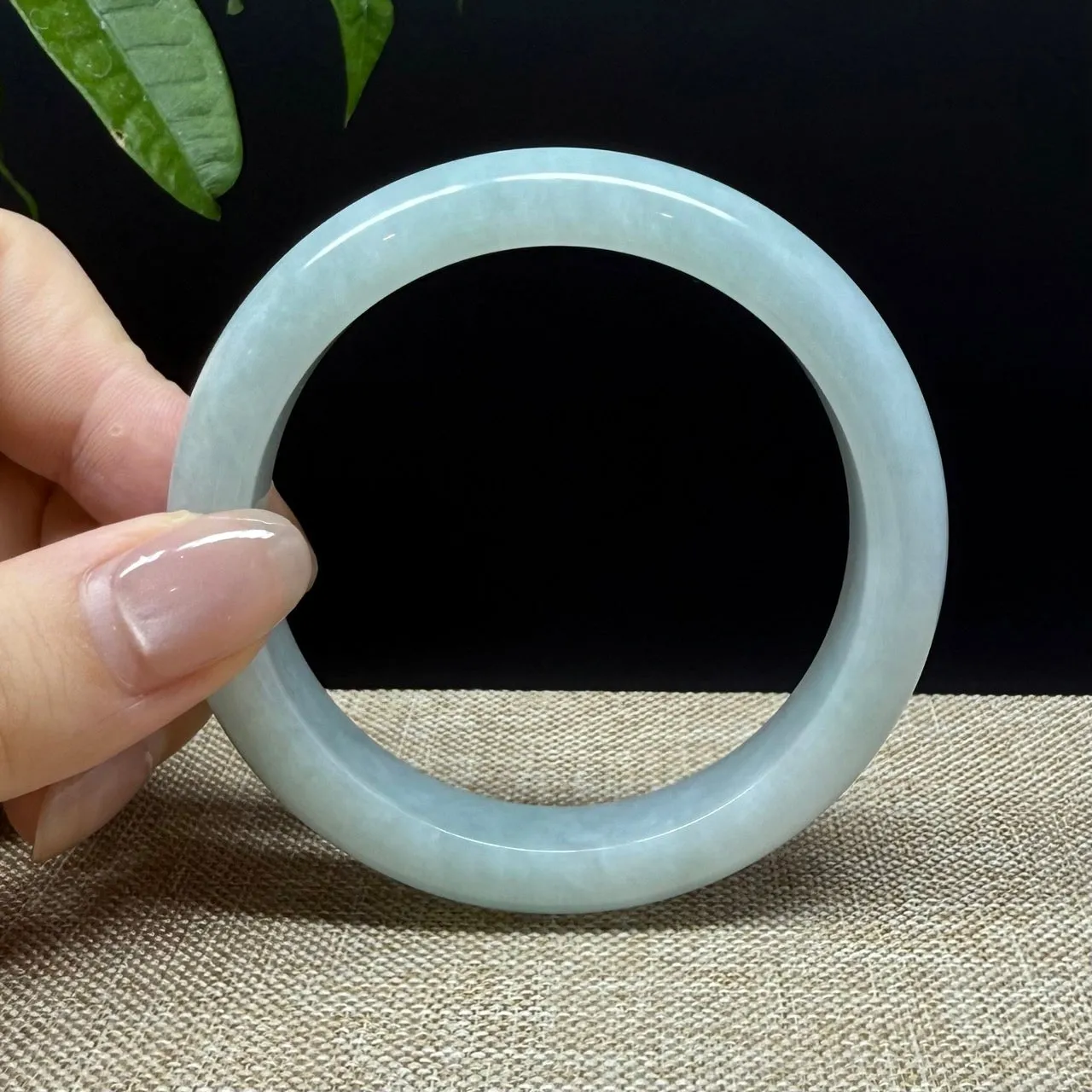 Genuine Burmese Green Jade Jadeite Bangle Bracelet ( 56.4mm )