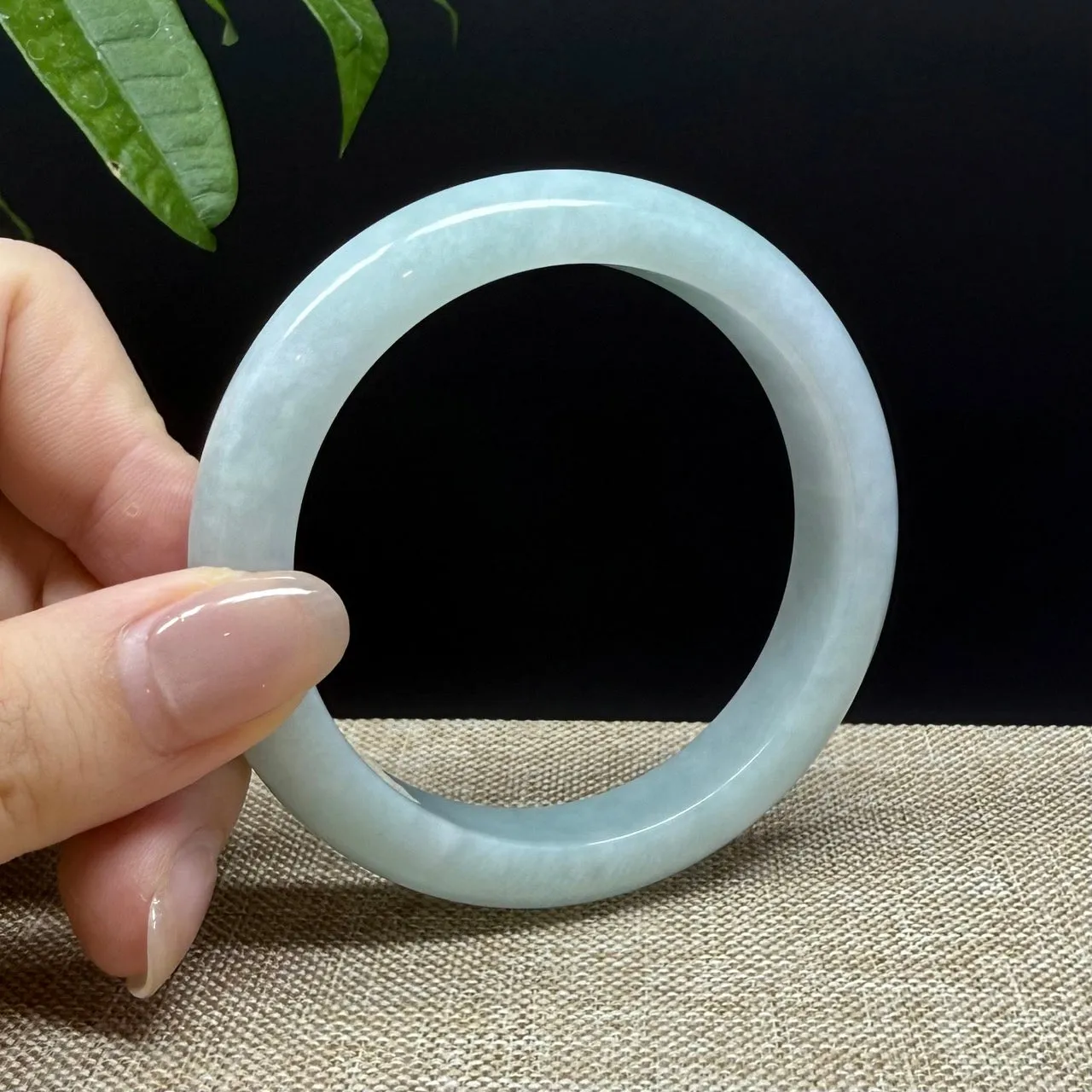 Genuine Burmese Green Jade Jadeite Bangle Bracelet ( 56.4mm )
