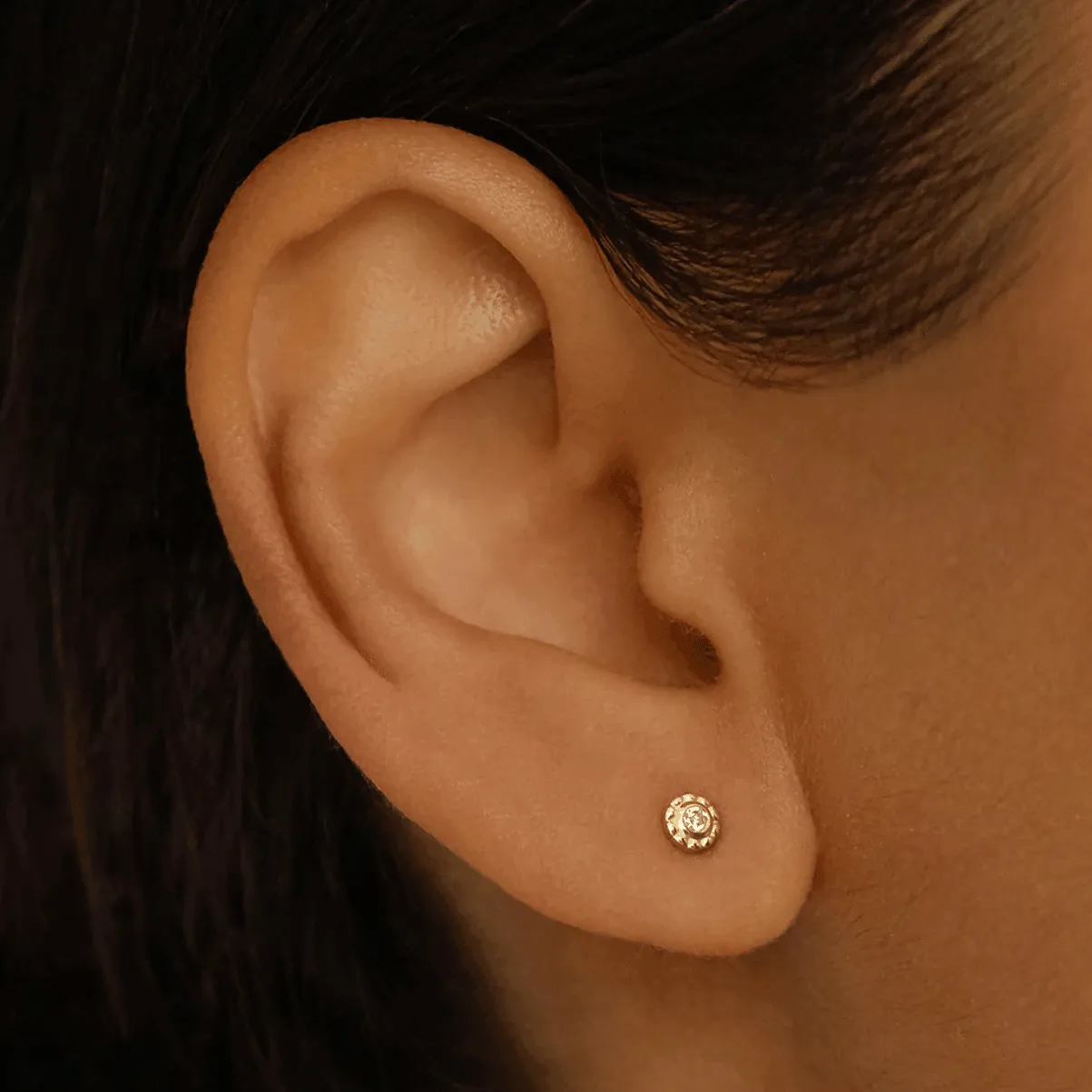 Gold Golden Light Diamond Stud Earring