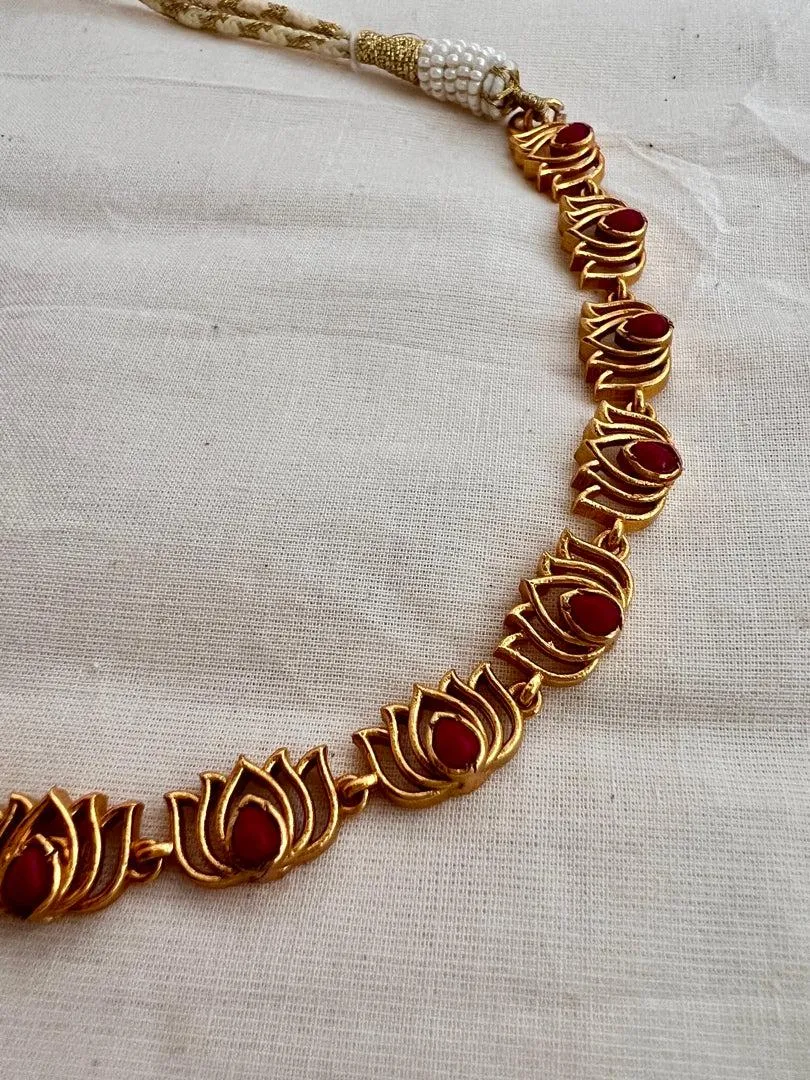 Gold polish coral lotus necklace