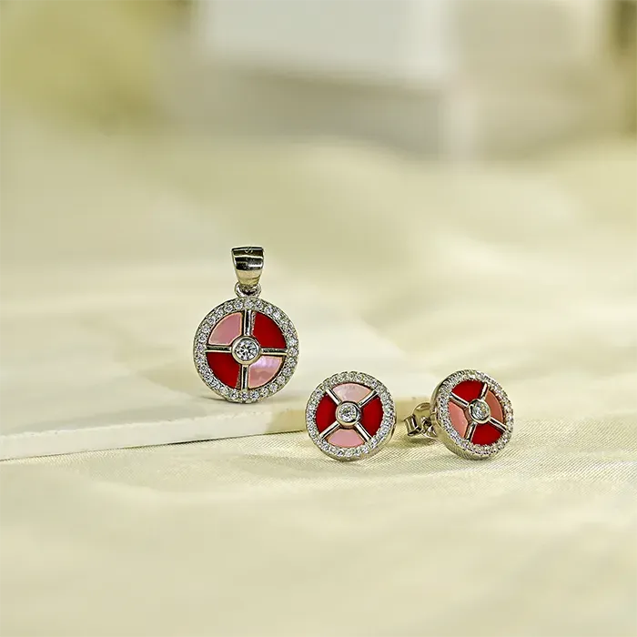Harmony Circle Pendant Set