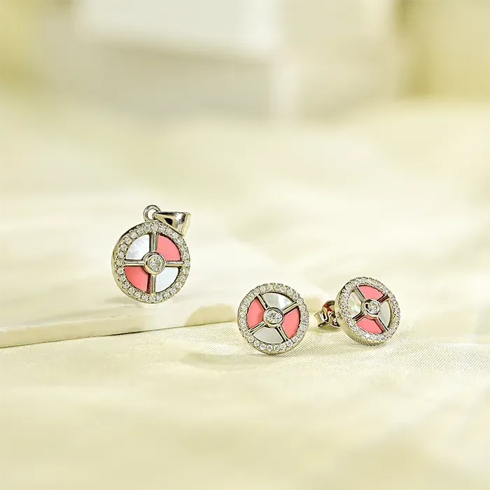 Harmony Circle Pendant Set