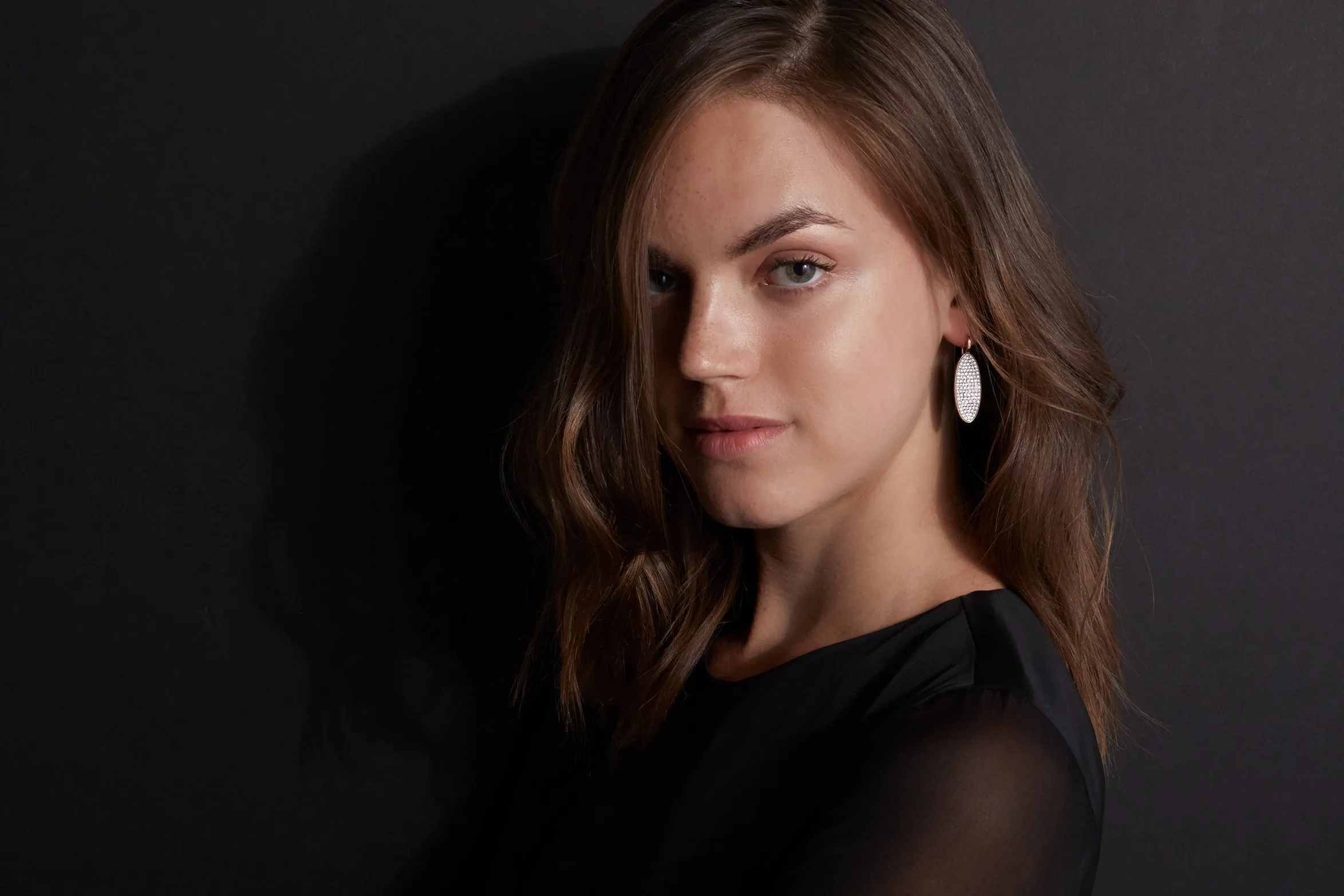 LYTTON 18K DIAMOND OVAL DROP EARRING