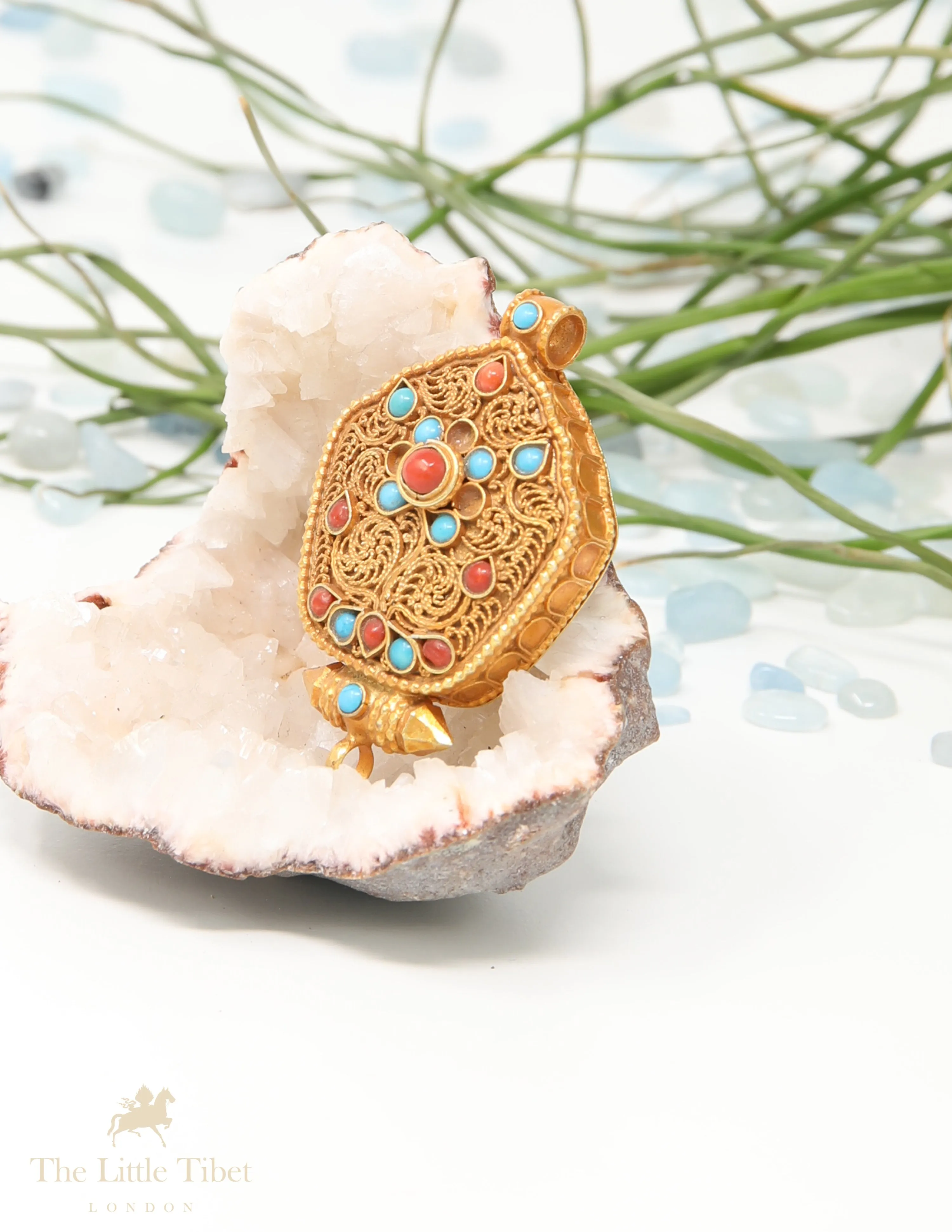 Tibetan Gau Prayer Box Pendant
