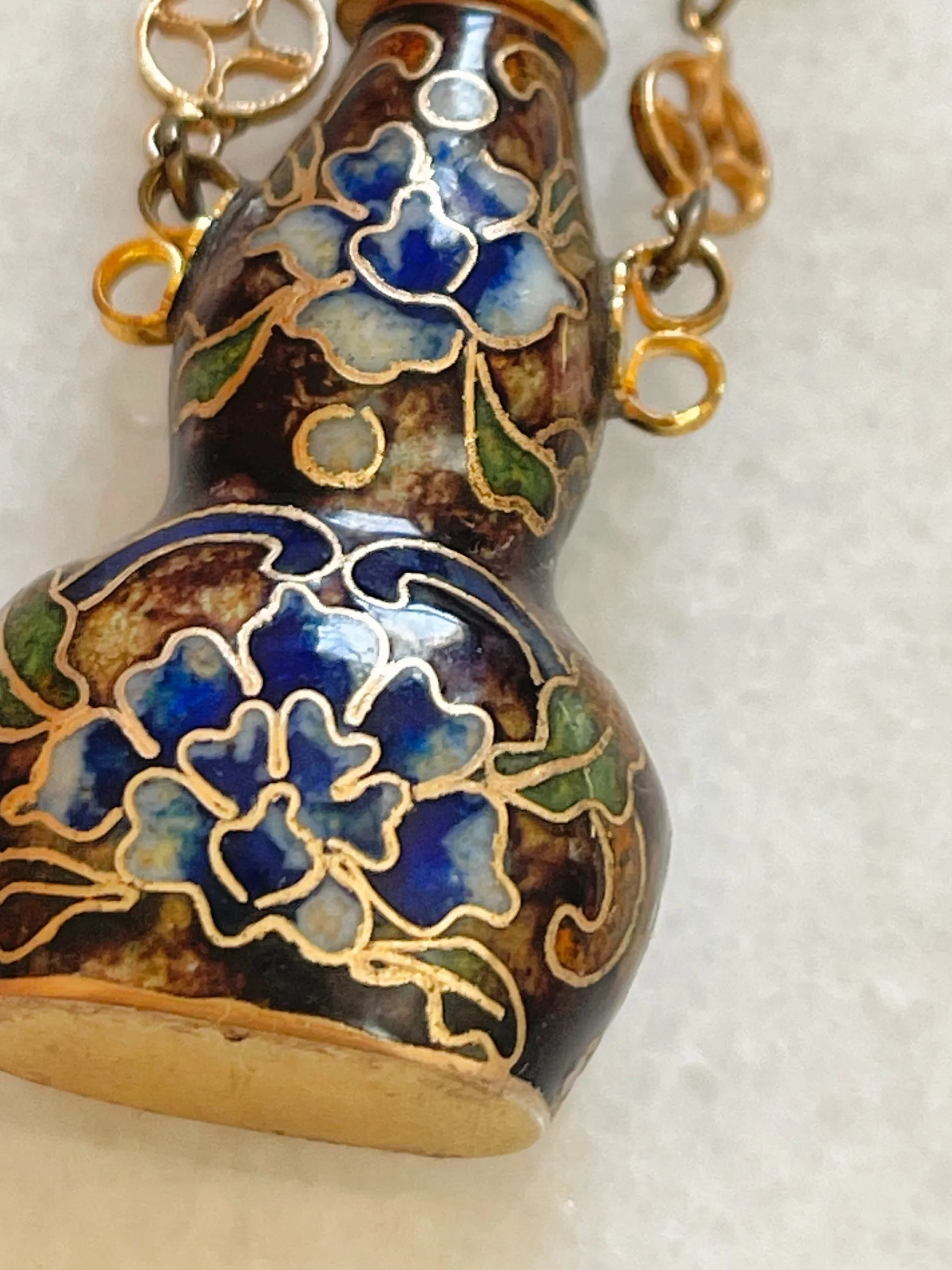 Vintage Chinese Cloisonné Vessel Pendant